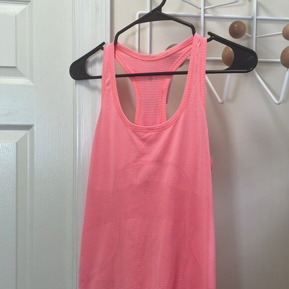 Lululemon - Classic Athletic Tank Top - Pink - Extra Small - Picture 2 of 8